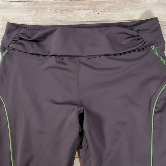 Athleta Quick Step Quickstep Capri Cropped Yoga Workout Leggings Grey Size Large - Picture 2 of 8